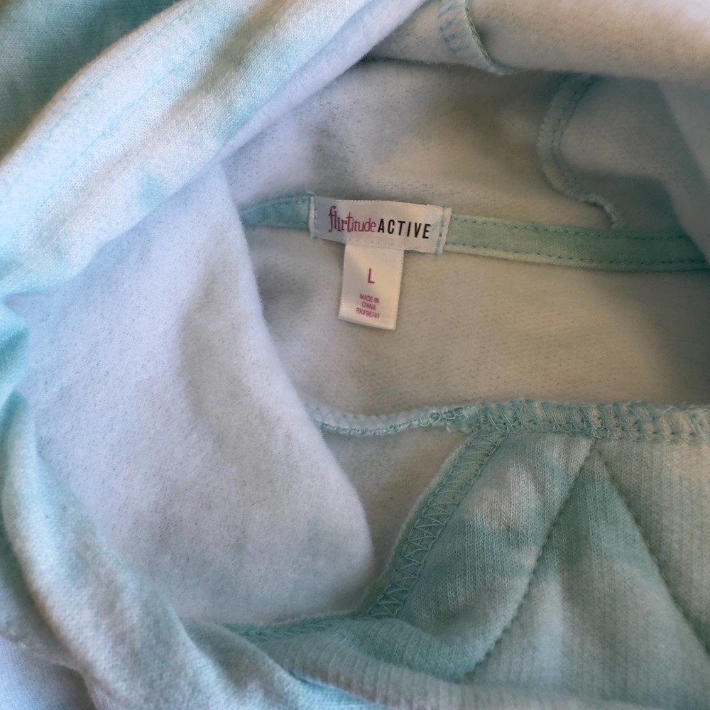 NWT Flirtitude Active Teal Tie Dye Cropped Hoodie -LARGE - Picture 4 of 10
